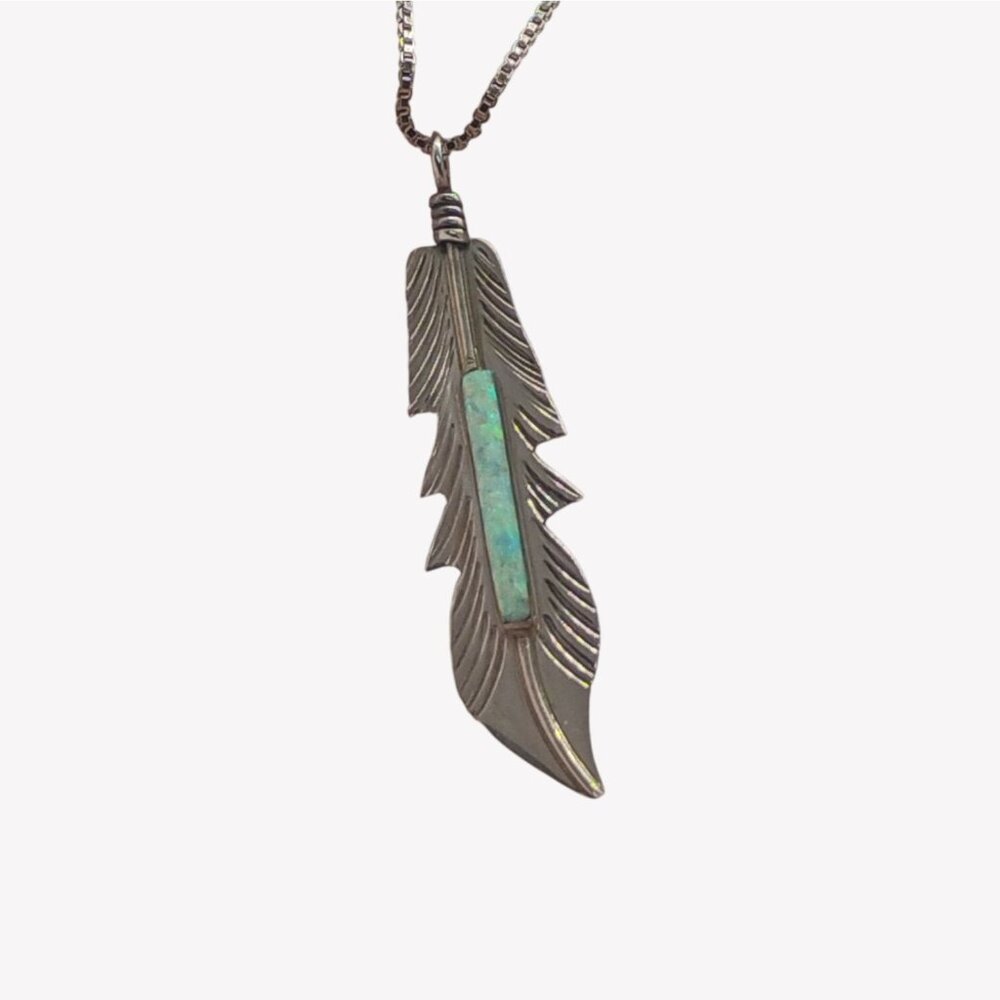 Native Zuni Artist Barney Sterling Silver Opal Inlay Feather Pendant Necklace - Picture 2 of 9